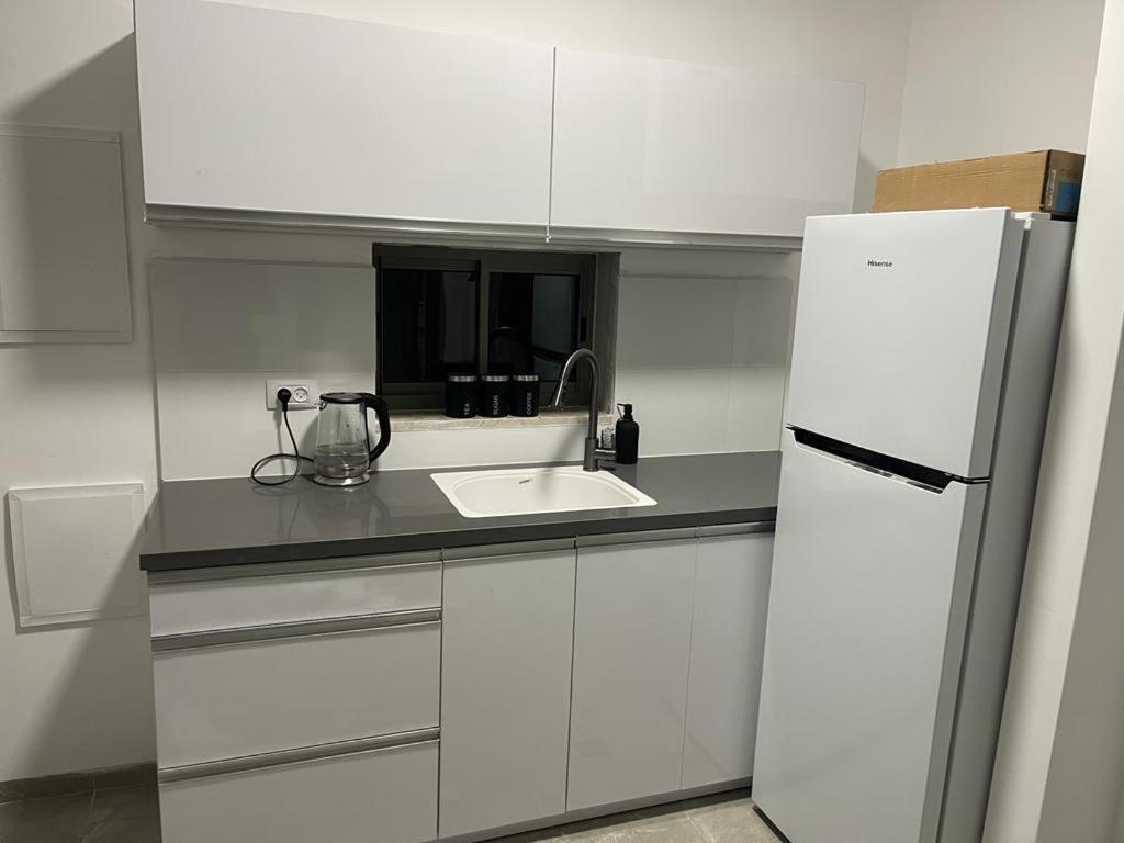 פסגת יובלים Apartment Qiryat Shemona Ngoại thất bức ảnh