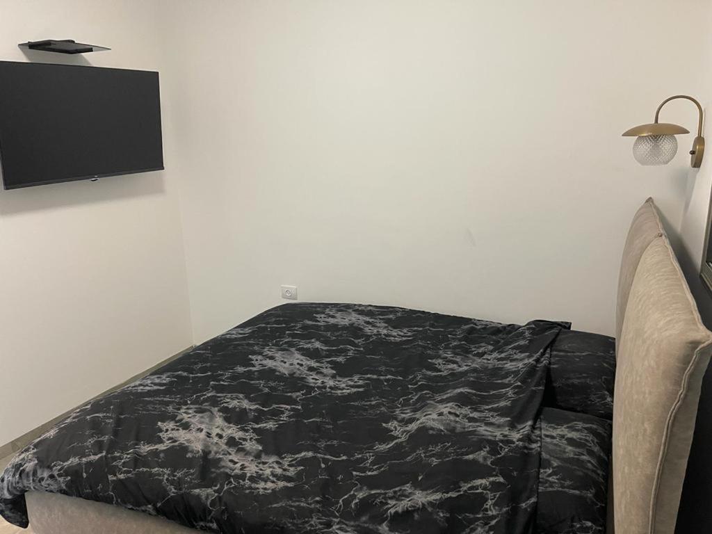 פסגת יובלים Apartment Qiryat Shemona Ngoại thất bức ảnh